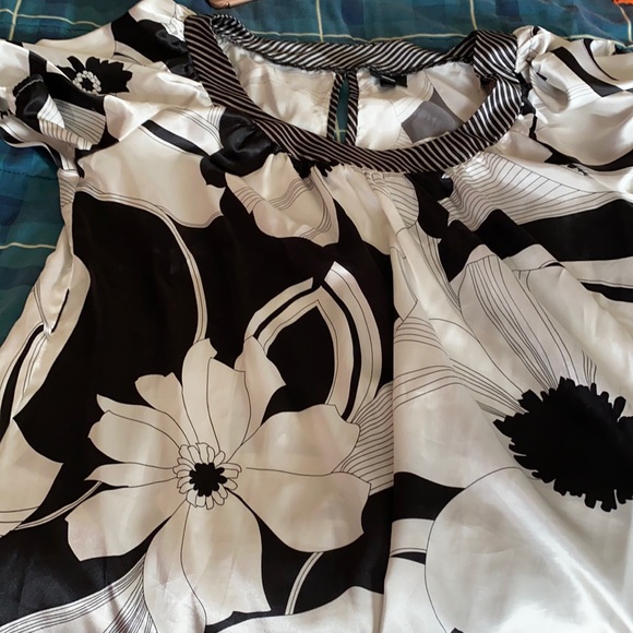 Dress - Picture 1 of 2